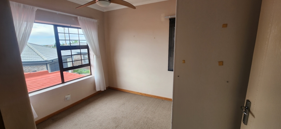 5 Bedroom Property for Sale in Dana Bay Western Cape
